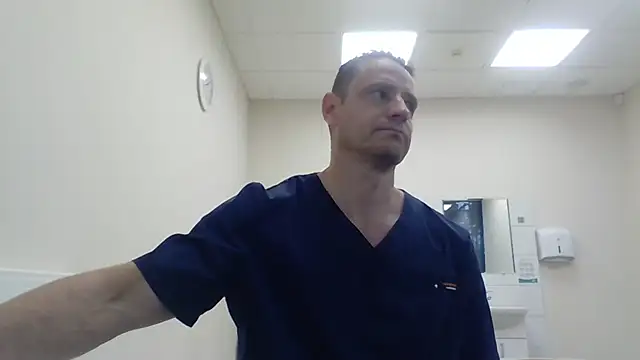 Snapshot of Freeze_Fire chatting on November 2025 05:09:02 AM Freeze Fire online show from November 2025 05:09:02 AM