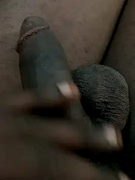 Snapshot of HUGE_BLACK_DICKY chatting on October 2025 09:30:01 AM HUGE BLACK DICKY online show from October 2025 09:30:01 AM