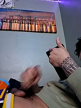 Snapshot of Painstickwes chatting on March 2026 03:30:02 AM Painstickwes online show from March 2026 03:30:02 AM