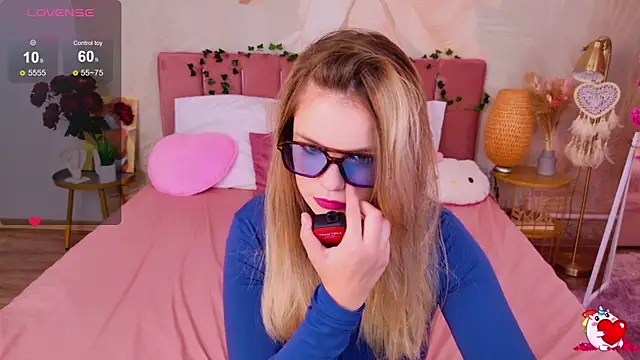 KellyHayden online show from September 2025 10:31:01 AM