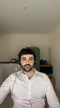 eauminerale online show from April 2026 11:15:01 AM