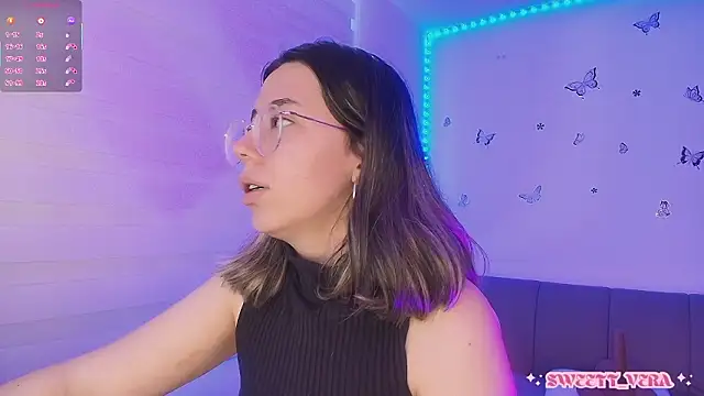 sweettvera online show from March 2026 01:18:01 PM