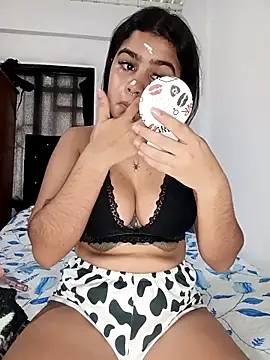 Snapshot of Sashalana chatting on October 2025 12:45:02 PM Sashalana online show from October 2025 12:45:02 PM