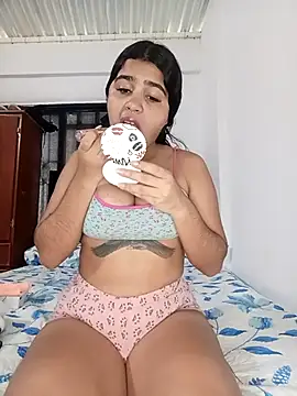 Snapshot of Sashalana chatting on October 2025 12:36:02 PM Sashalana online show from October 2025 12:36:02 PM