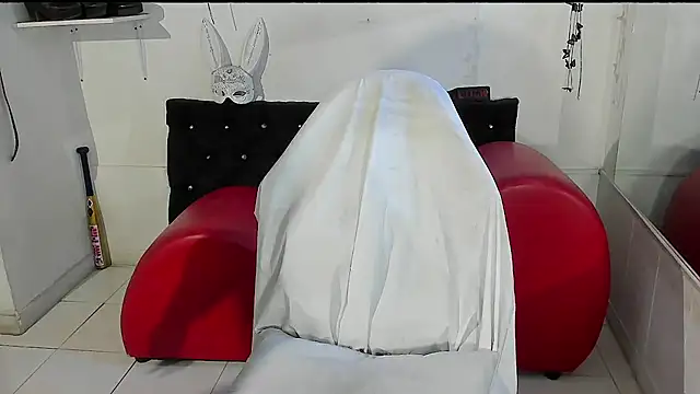 Snapshot of ValeryTatto chatting on July 2026 01:47:02 PM ValeryTatto online show from July 2026 01:47:02 PM