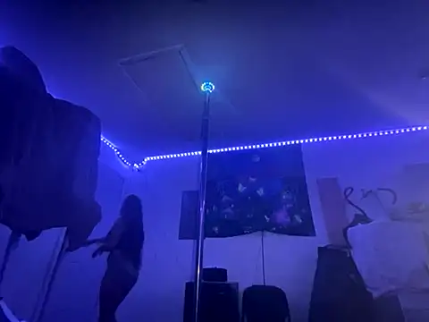 mrandmrs freak online show from October 2025 04:12:01 AM