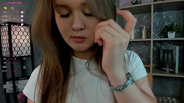 Snapshot of ElenoreReth chatting on November 2025 03:14:02 PM ElenoreReth online show from November 2025 03:14:02 PM