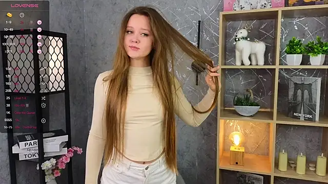 Snapshot of ElenoreReth chatting on December 2025 02:39:01 AM ElenoreReth online show from December 2025 02:39:01 AM