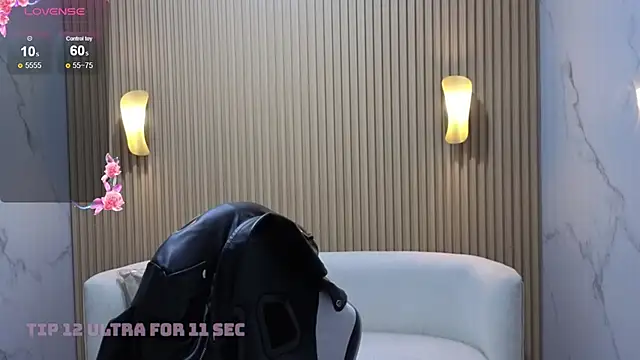 Snapshot of Skyler_Gracee_Tx chatting on December 2025 03:15:02 AM Skyler Gracee Tx online show from December 2025 03:15:02 AM