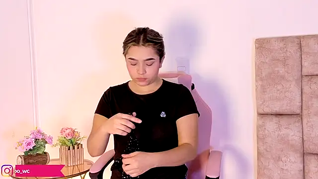 LunaOcampo  online show from November 2025 08:58:01 PM