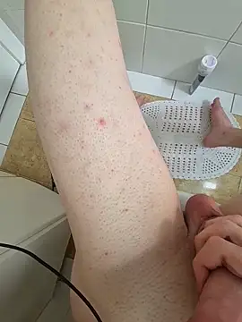 Salsicha244 online show from November 2025 07:57:02 PM