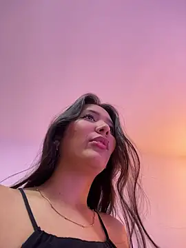 IsabellaJoness  online show from April 2026 08:32:01 PM