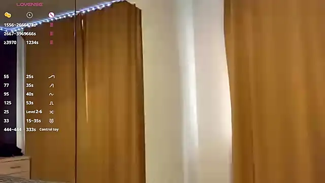 KrystinFunches online show from October 2025 09:51:01 AM