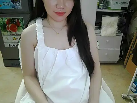 Ara4865 online show from October 2025 05:33:02 PM