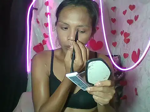 Kim25xxxx online show from March 2026 09:32:01 AM