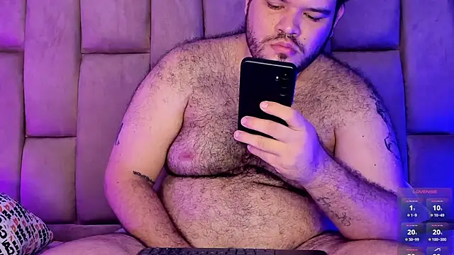 Snapshot of big_bearr chatting on May 2026 06:20:01 AM big bearr online show from May 2026 06:20:01 AM