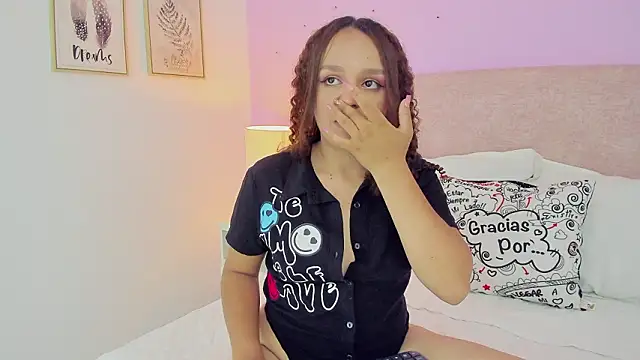 CamilaGomez149 online show from March 2026 07:10:01 PM