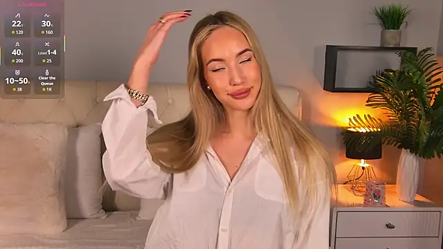 Snapshot of MaryDavies chatting on January 2026 07:45:01 AM MaryDavies online show from January 2026 07:45:01 AM