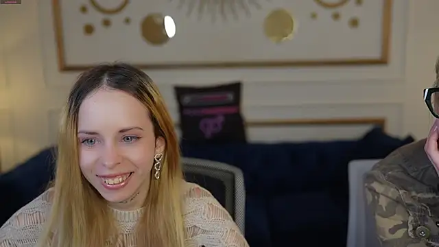 Luchi Sun online show from October 2025 10:05:01 AM