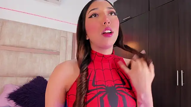 emily  walker online show from November 2025 01:12:02 PM