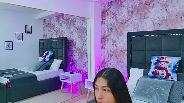 Snapshot of Aliss_Star chatting on November 2025 12:15:02 PM Aliss Star online show from November 2025 12:15:02 PM