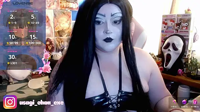Snapshot of HairyDomme chatting on September 2025 05:49:01 PM HairyDomme online show from September 2025 05:49:01 PM