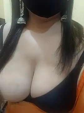 Snapshot of Sakshi-11 chatting on November 2025 11:42:01 AM Sakshi-11 online show from November 2025 11:42:01 AM