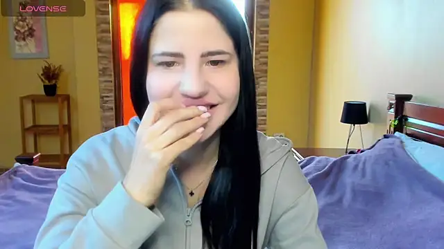 Snapshot of Malibu_J chatting on October 2025 07:34:02 AM Malibu J online show from October 2025 07:34:02 AM