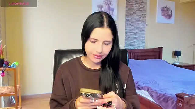 Snapshot of Malibu_J chatting on November 2025 12:16:02 PM Malibu J online show from November 2025 12:16:02 PM