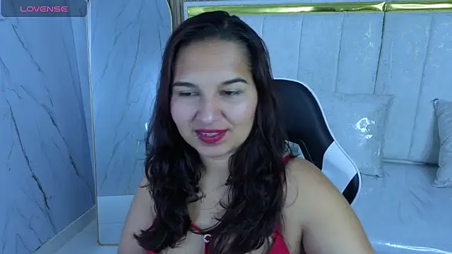 Snapshot of Saraah_Tx chatting on October 2025 03:09:02 AM Saraah Tx online show from October 2025 03:09:02 AM