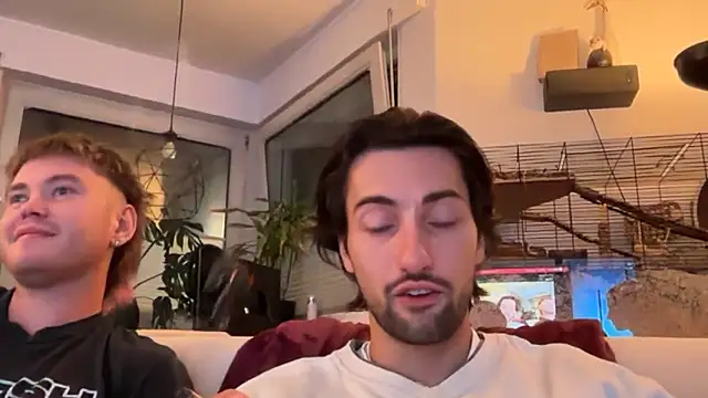 Snapshot of Passion-Frucht chatting on September 2025 08:12:02 PM Passion-Frucht online show from September 2025 08:12:02 PM