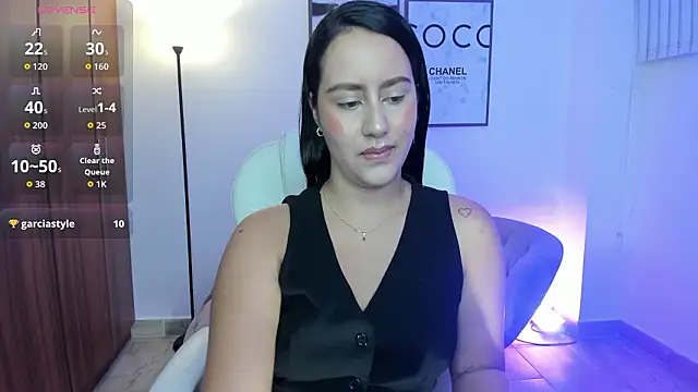 Natasha Kiim  online show from February 2026 04:11:01 AM