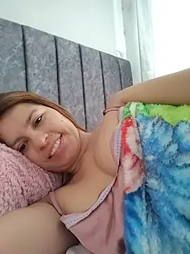 naty hot4uu online show from July 2026 12:20:01 PM