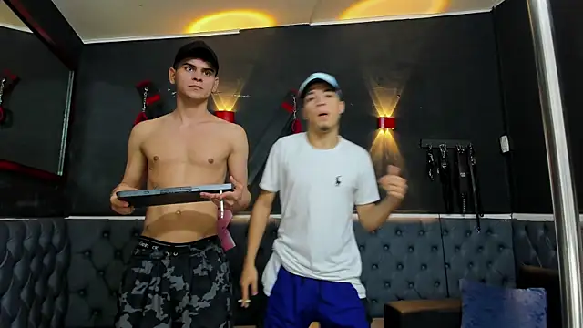 liam coleman25 online show from November 2025 04:22:01 AM