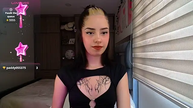 Kittyross online show from February 2026 03:27:02 PM