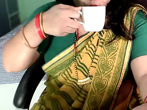 Snapshot of BABITA_KUMARII chatting on November 2025 04:51:02 PM BABITA KUMARII online show from November 2025 04:51:02 PM