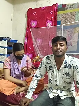 Snapshot of Love_Queen11 chatting on November 2025 05:23:01 PM Love Queen11 online show from November 2025 05:23:01 PM