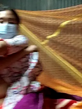 Snapshot of Love_Queen11 chatting on November 2025 04:00:01 PM Love Queen11 online show from November 2025 04:00:01 PM