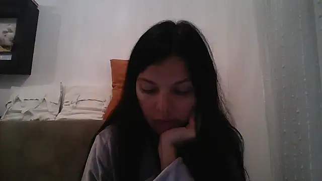 Lorivell online show from December 2025 08:17:01 PM