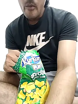 Ilhaamgrey online show from October 2025 02:20:01 PM