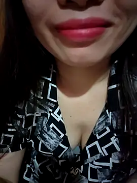 Snapshot of Meoweo_23 chatting on November 2025 02:01:02 AM Meoweo 23 online show from November 2025 02:01:02 AM