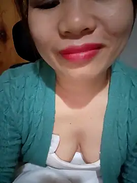 Snapshot of Meoweo_23 chatting on December 2025 12:59:02 AM Meoweo 23 online show from December 2025 12:59:02 AM