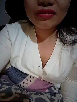 Snapshot of Meoweo_23 chatting on December 2025 07:53:02 PM Meoweo 23 online show from December 2025 07:53:02 PM