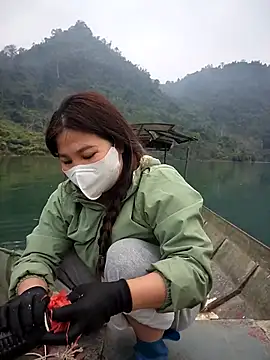 Snapshot of Meoweo_23 chatting on December 2025 12:04:01 AM Meoweo 23 online show from December 2025 12:04:01 AM