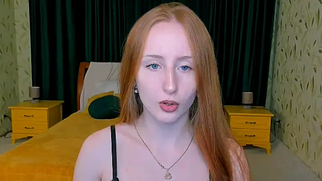 TwilightSerena online show from November 2025 07:41:02 PM