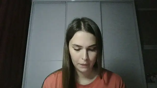 Snapshot of Miravell chatting on November 2025 08:41:01 PM Miravell online show from November 2025 08:41:01 PM