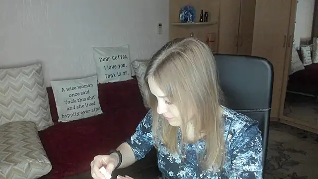 Tiffany Bates online show from February 2026 03:38:02 AM