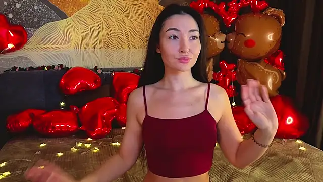 MilaYumi online show from February 2026 08:11:01 AM