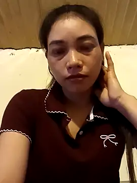 Snapshot of Phiny_xx chatting on October 2025 11:49:01 PM Phiny xx online show from October 2025 11:49:01 PM