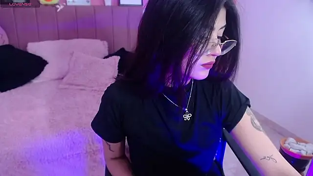 isa bunny18 online show from February 2026 03:06:02 PM